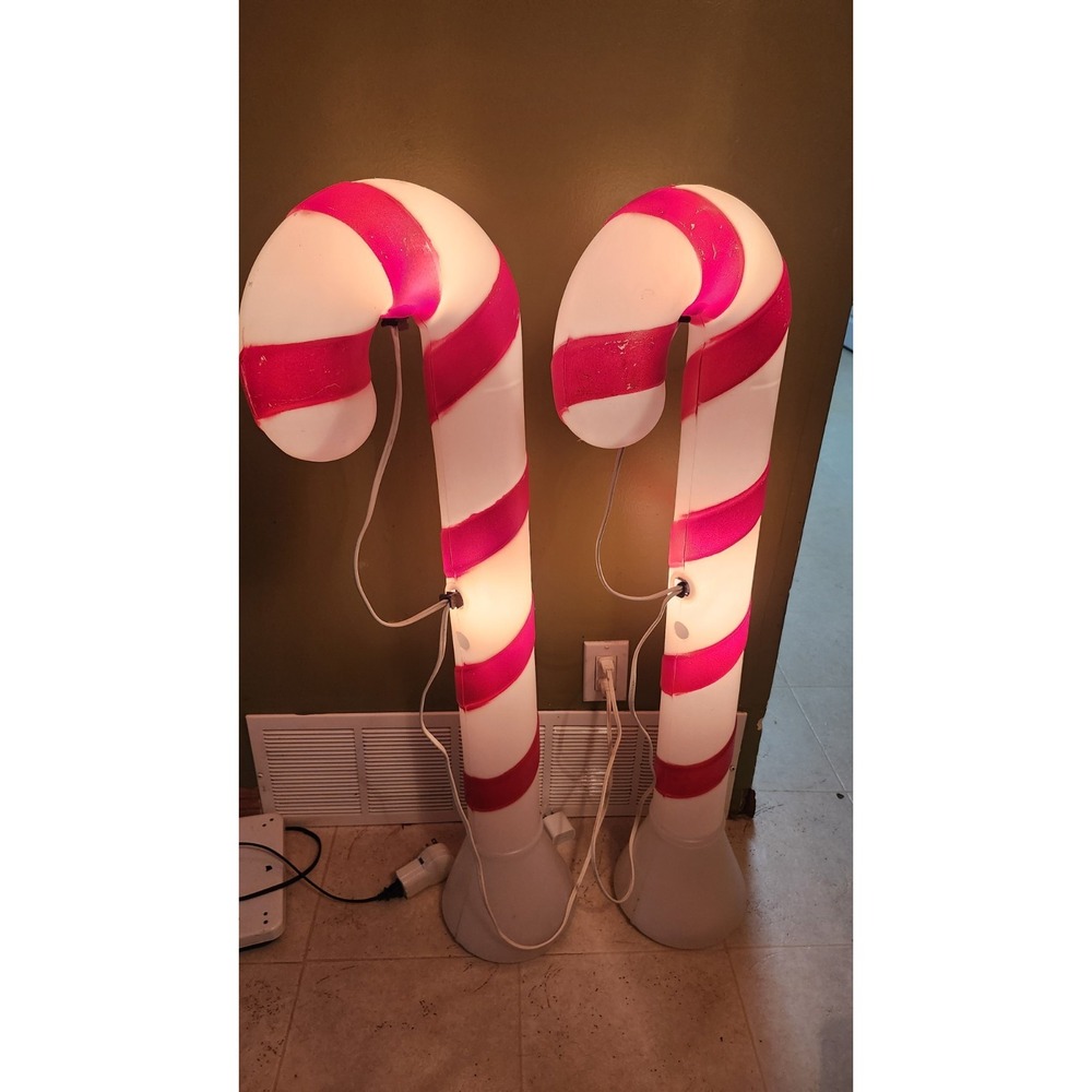 Set of 2 Vintage TPI  1994 Lighted Blow Mold 40" Candy Cane Yard Lawn Decor